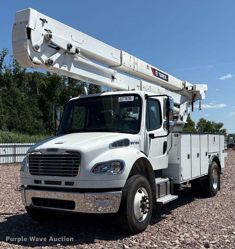 Image of Freightliner Business Class M2 Primary image