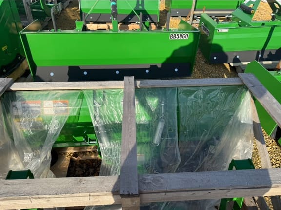 2024 Frontier AF10F Equipment Image0