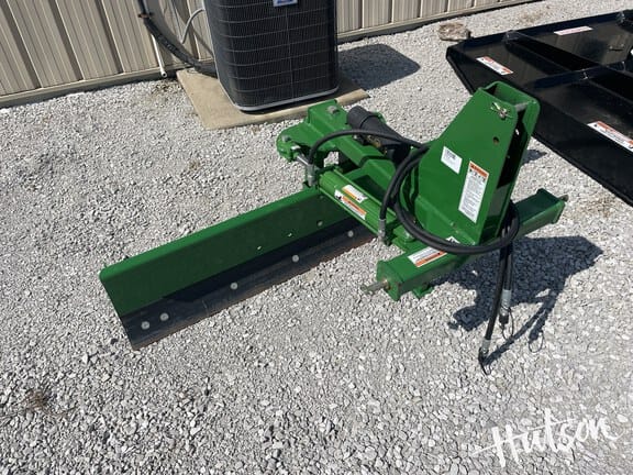 2024 Frontier RB2184H Equipment Image0