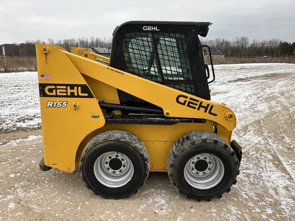 Image of Gehl R165 equipment image 4