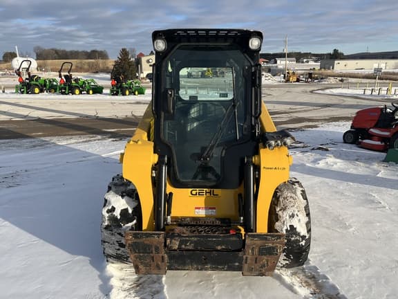 Image of Gehl R165 equipment image 2