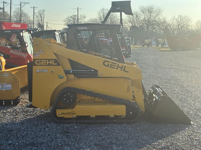 Image of Gehl RT105 equipment image 4
