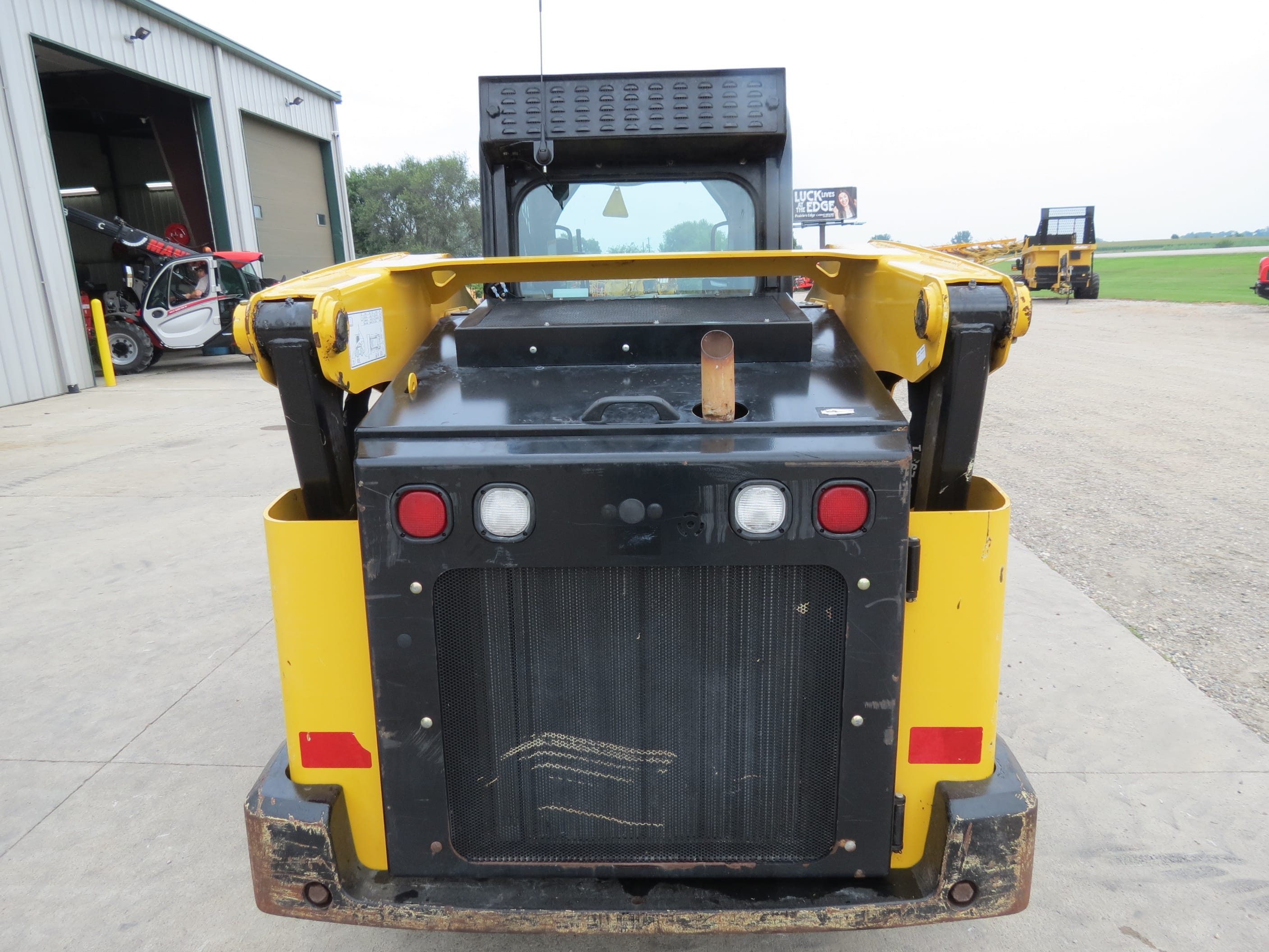 2024 Gehl V330 Equipment Image0