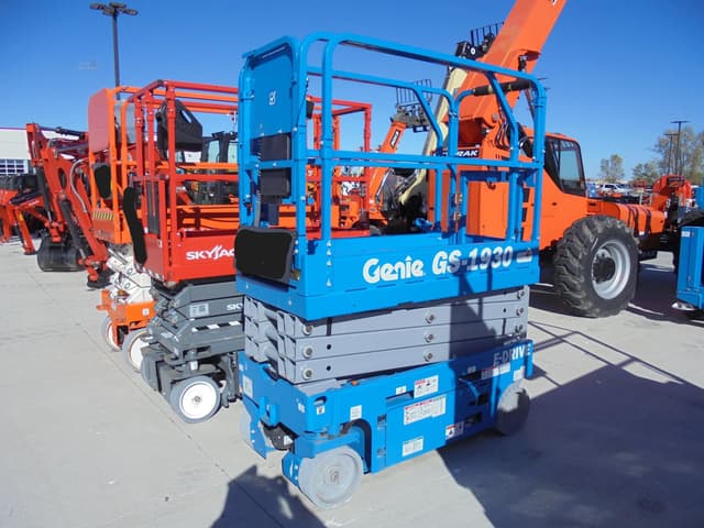 Image of Genie GS1930 equipment image 2