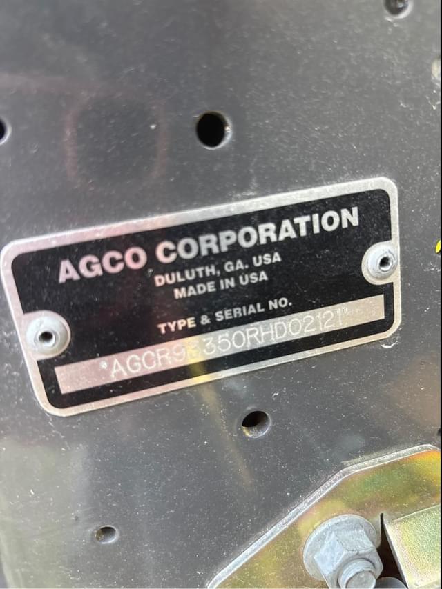 Image of Gleaner 9335 equipment image 2