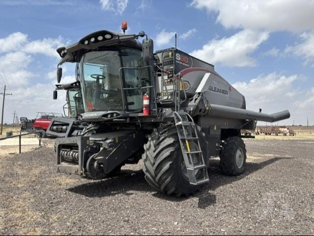 Main image Gleaner S98