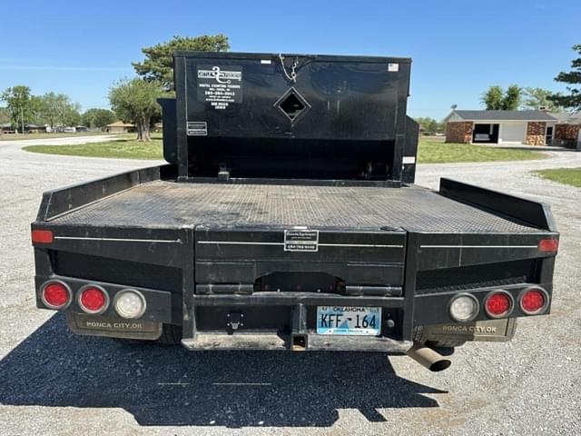 Image of GMC 3500HD equipment image 3
