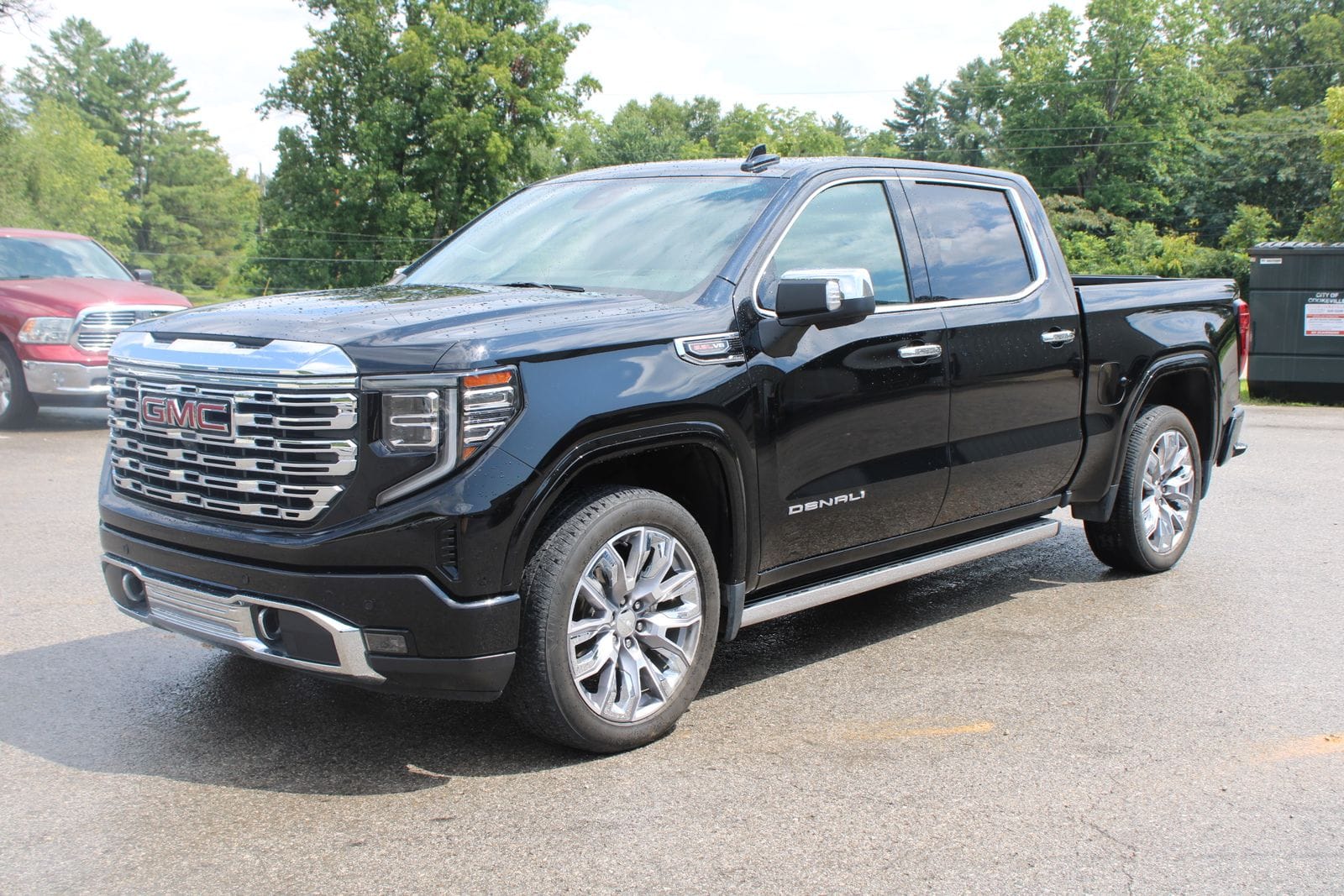 2024 GMC 1500 Equipment Image0