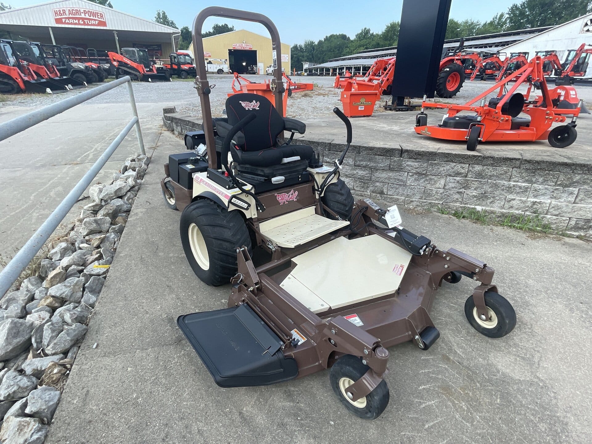 Main image Grasshopper 940G3