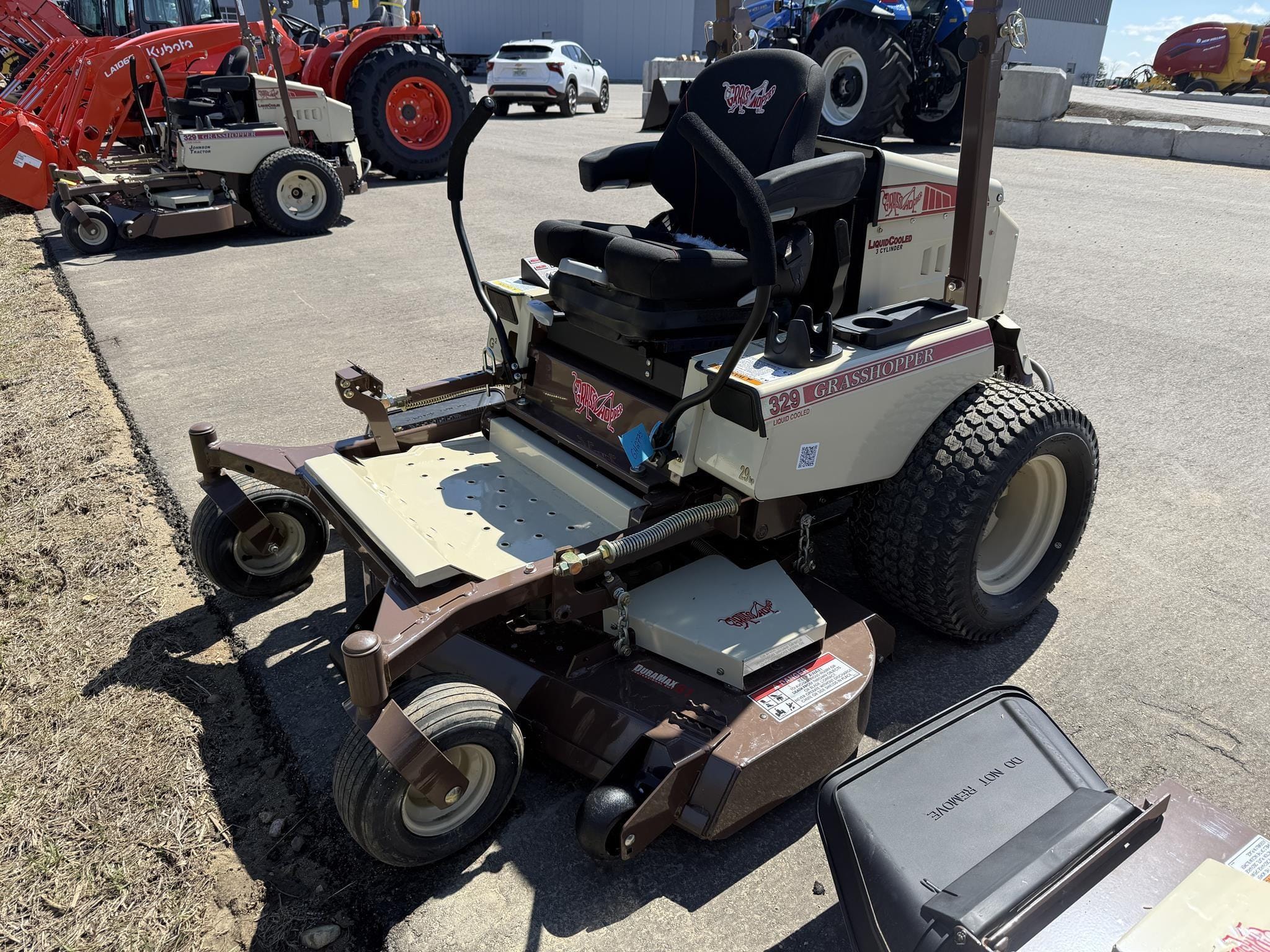 2024 Grasshopper 329 Equipment Image0