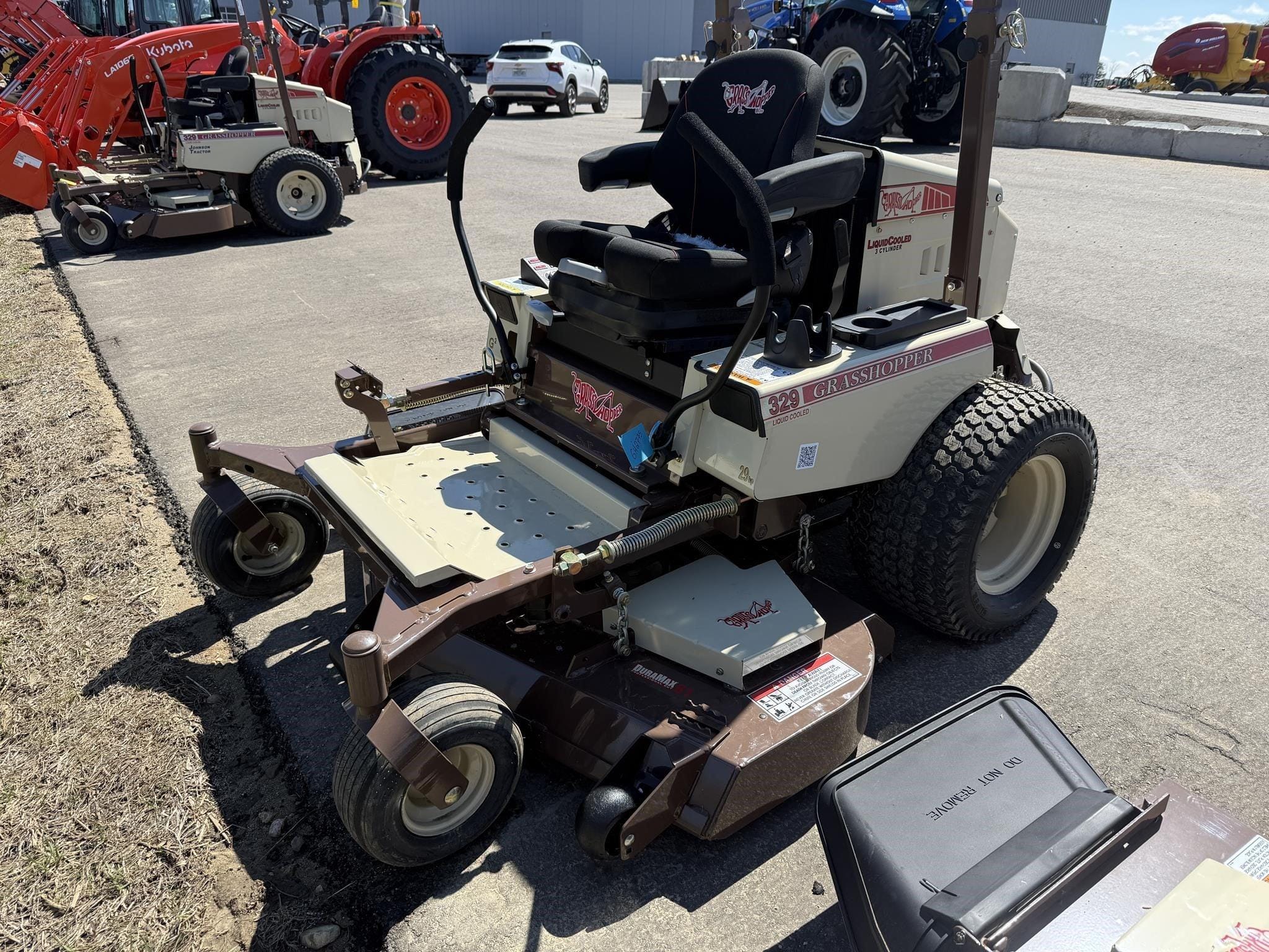 2024 Grasshopper 329 Equipment Image0