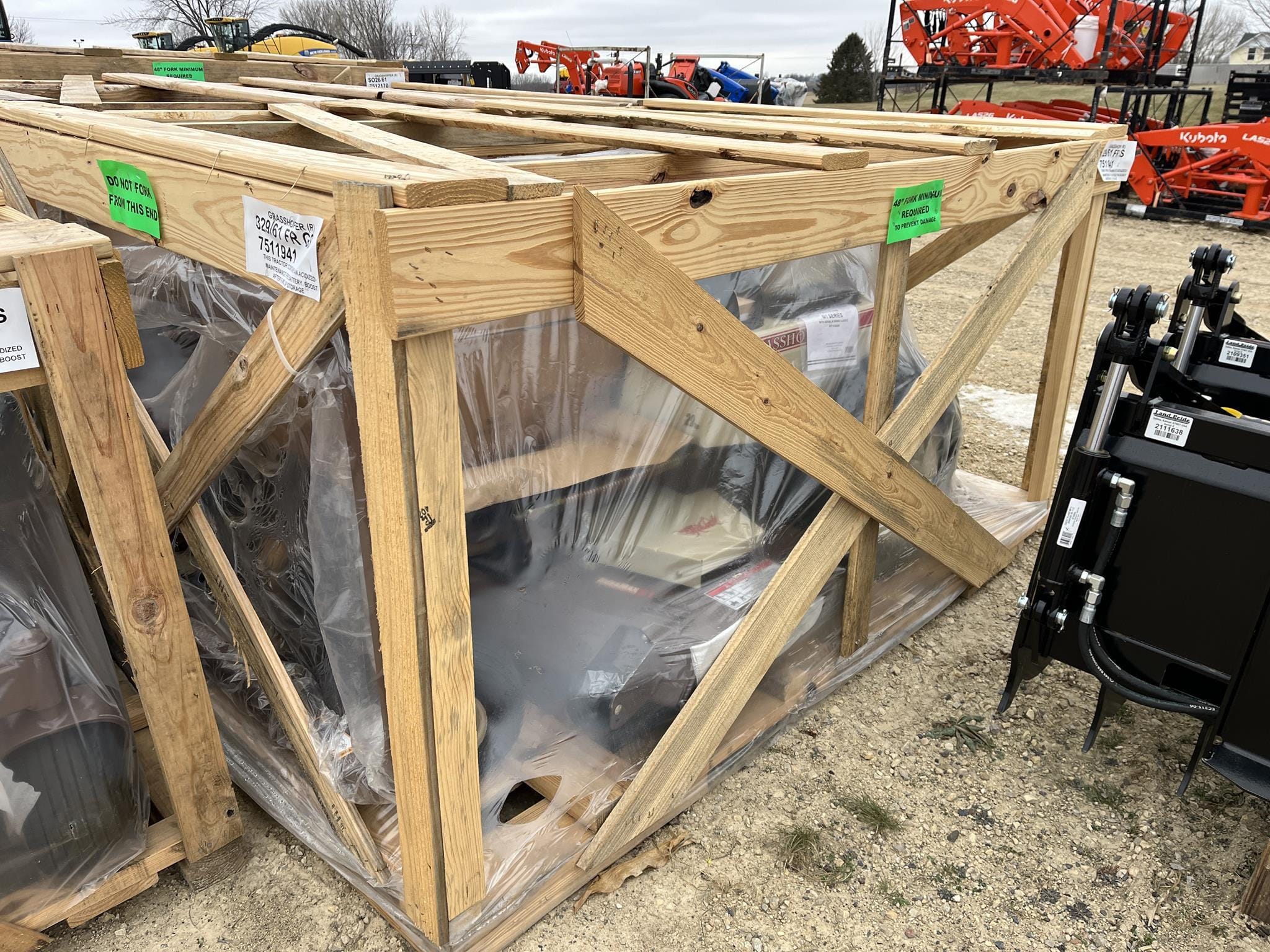 2024 Grasshopper 329 Equipment Image0