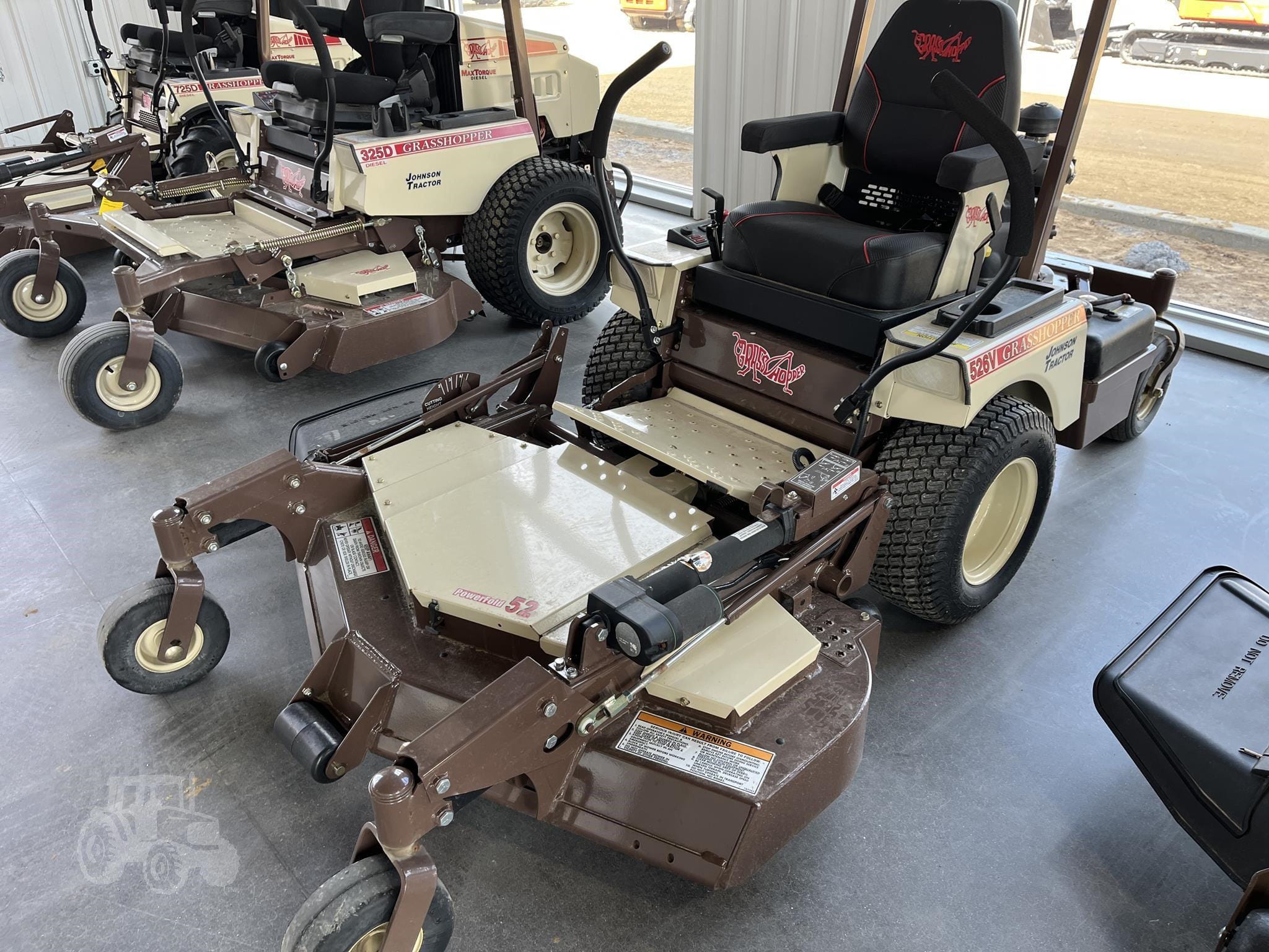 2024 Grasshopper 526V Equipment Image0