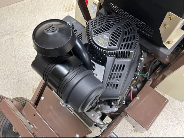 Image of Grasshopper 526V equipment image 3