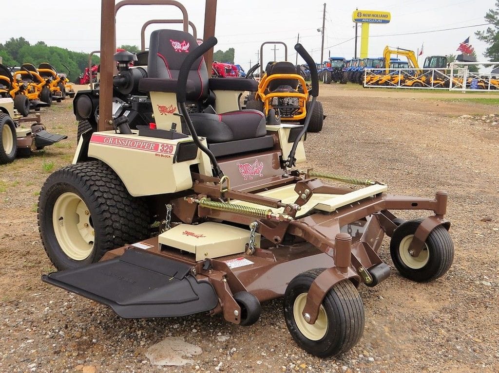 2024 Grasshopper 329 Equipment Image0