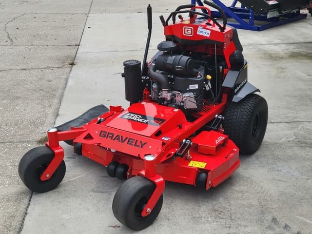 Image of Gravely Pro-Stance 48 equipment image 2