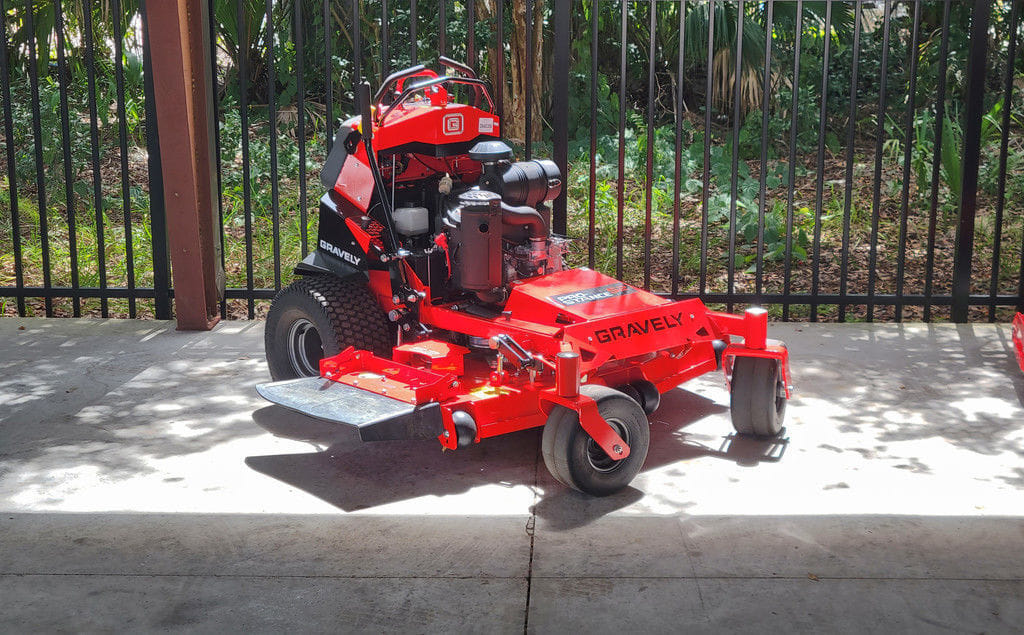 2026 Gravely Pro-Stance 52 Equipment Image0