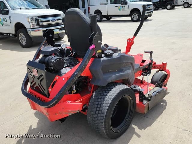 Image of Gravely Pro-Turn 660 equipment image 4