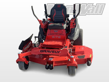 Main image Gravely Pro-Turn 672