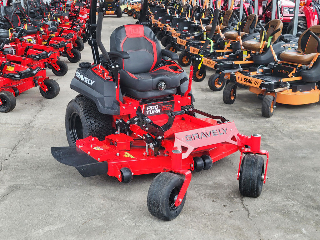 2025 Gravely Pro-Turn 152 Equipment Image0