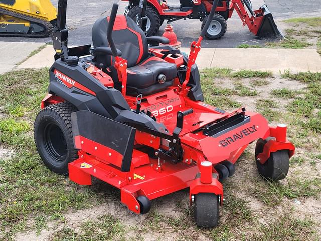 Image of Gravely Pro-Turn 360 equipment image 2