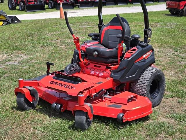 Image of Gravely Pro-Turn 572 equipment image 1