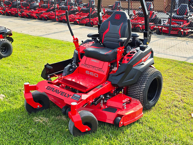 Image of Gravely Pro-Turn 660 equipment image 1