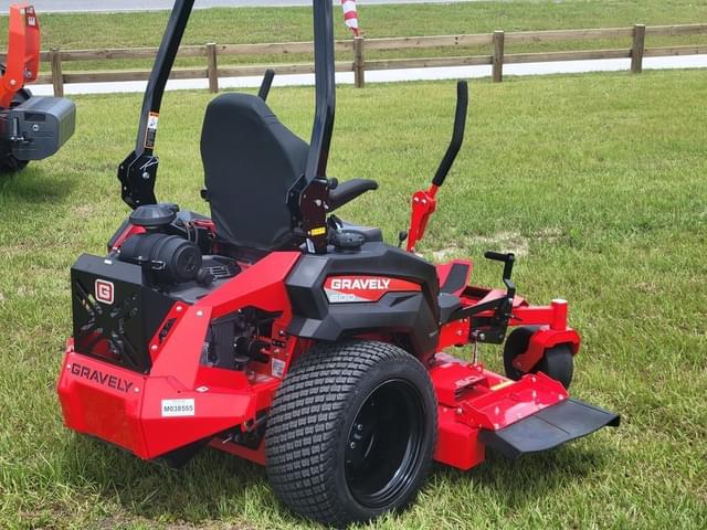 Image of Gravely Pro-Turn 660 equipment image 3