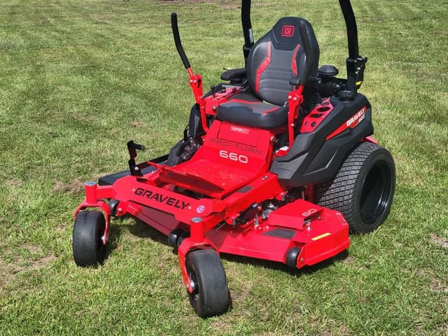 Image of Gravely Pro-Turn 600 equipment image 1