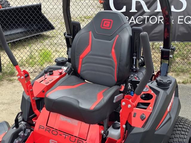 Image of Gravely Pro-Turn 660 equipment image 4