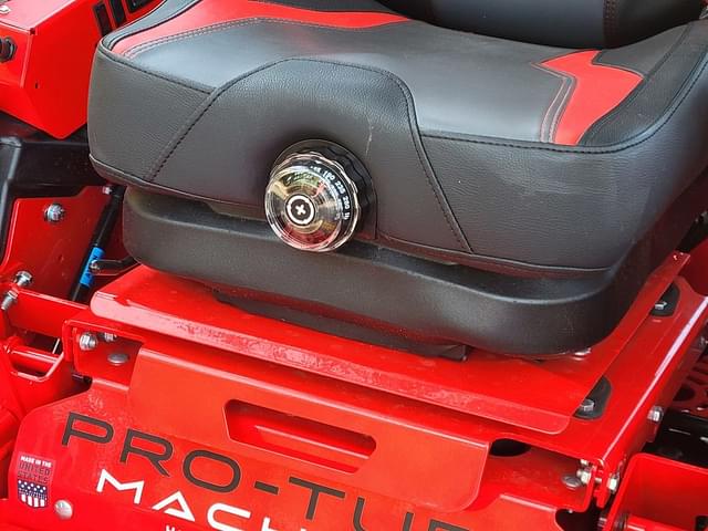 Image of Gravely Pro-Turn Mach One equipment image 3