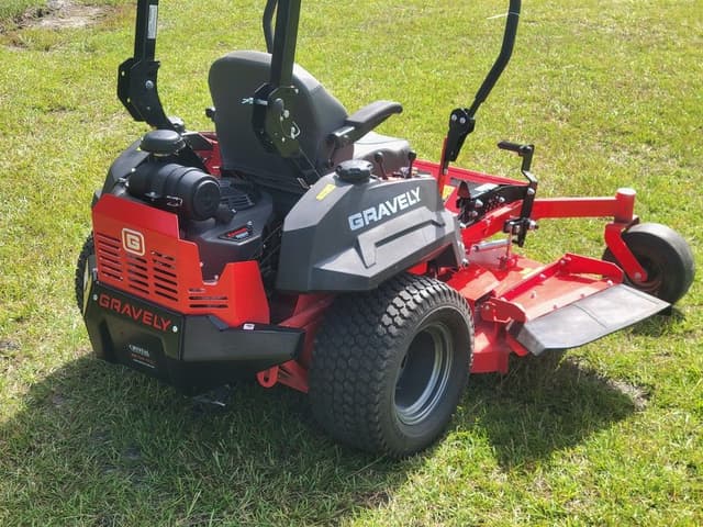 Image of Gravely Pro-Turn Mach One equipment image 3