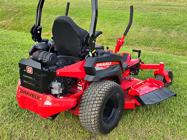 Image of Gravely Pro-Turn Mach One equipment image 4