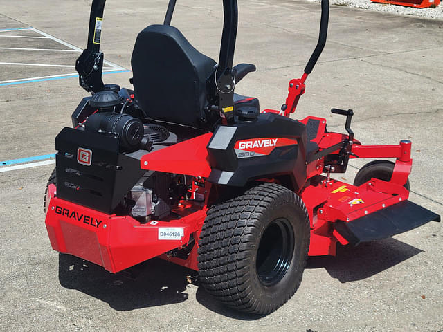 Image of Gravely Pro-Turn Mach One equipment image 4