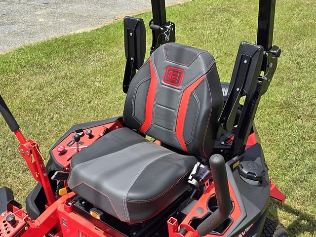 Image of Gravely Pro-Turn ZX48 equipment image 4