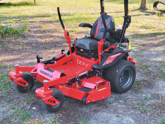 Image of Gravely Pro-Turn ZX 52 equipment image 1