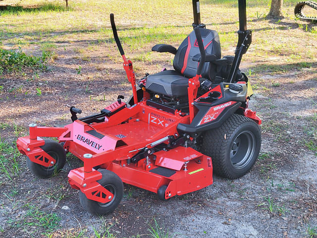 Image of Gravely Pro-Turn ZX 52 equipment image 1