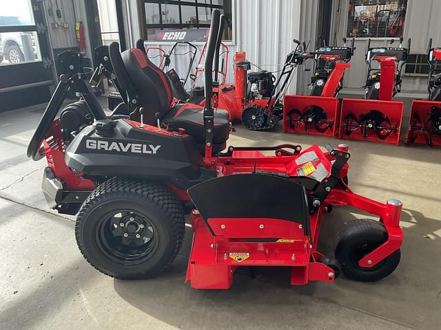 Image of Gravely Pro-Turn 160 equipment image 1