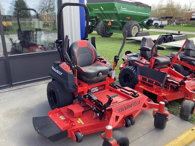 Image of Gravely Pro-Turn 160 equipment image 1