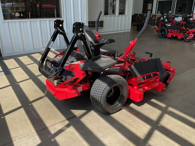 Image of Gravely Pro-Turn Z 52 equipment image 2