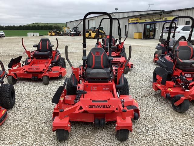 Image of Gravely Pro-Turn Z equipment image 1