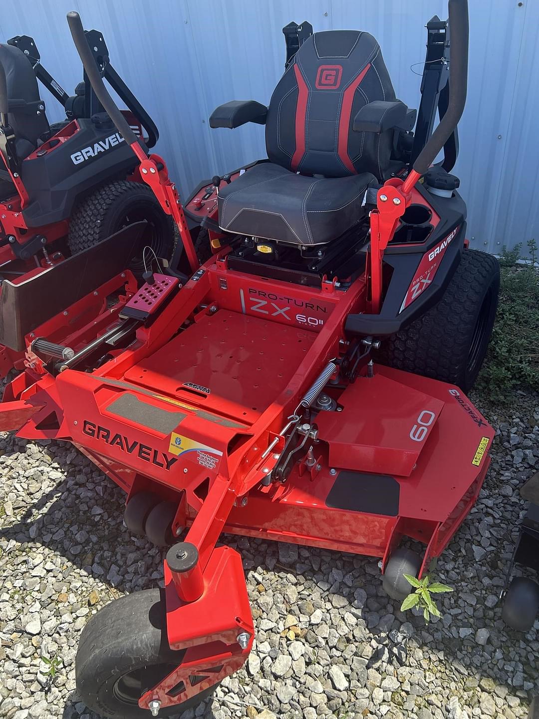 Image of Gravely Pro-Turn ZX Image 0