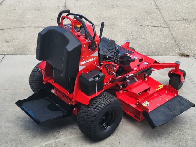 Image of Gravely Z-Stance 52 equipment image 3