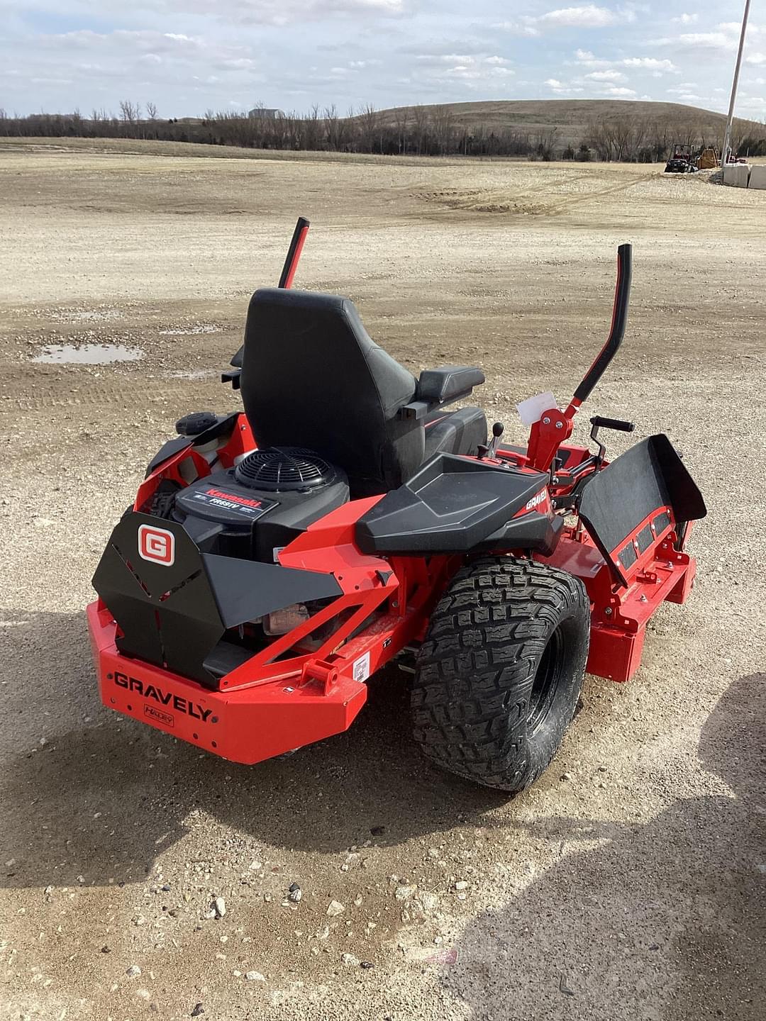 Image of Gravely ZTHD52 Image 1