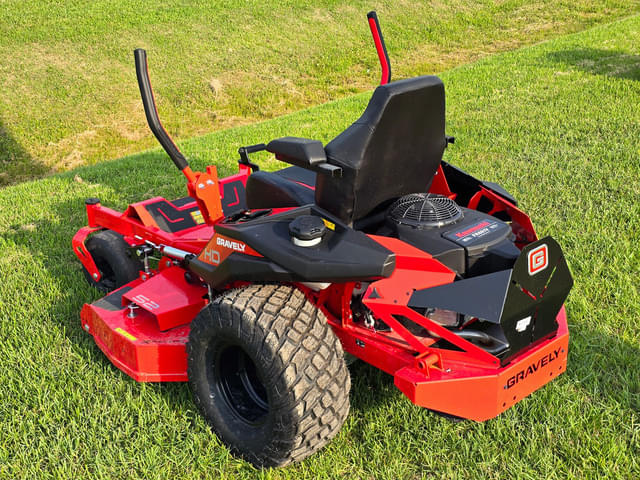 Image of Gravely ZTHD52 equipment image 3
