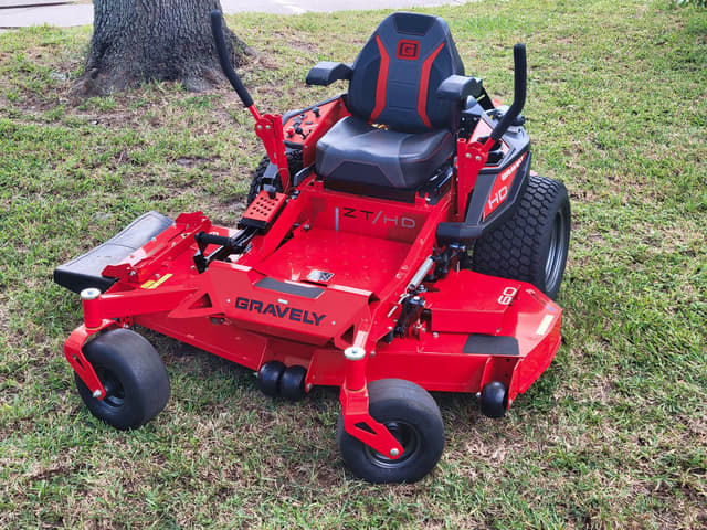 Image of Gravely ZTHD60 equipment image 2