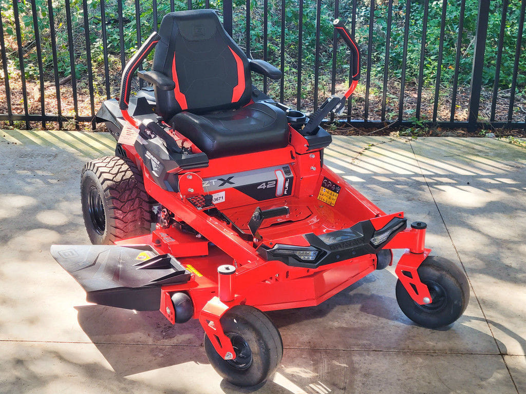 2026 Gravely ZTX-42 Equipment Image0