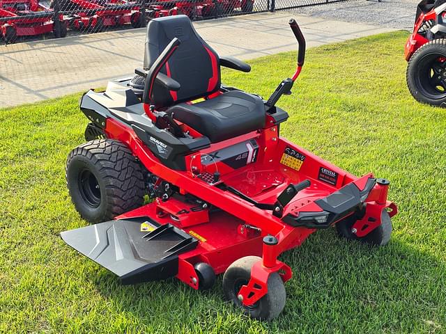 Image of Gravely ZTX 48 equipment image 2