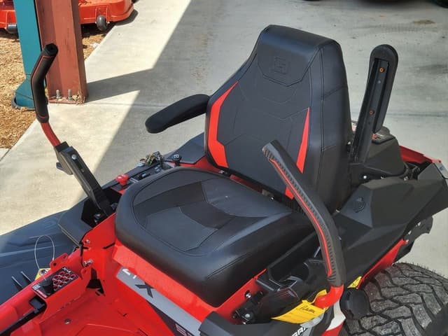 Image of Gravely ZTX-52 equipment image 4