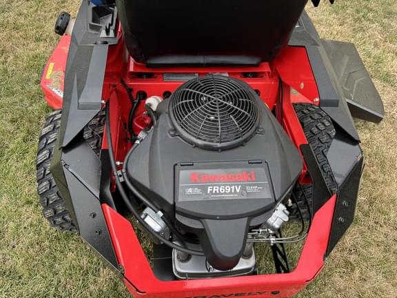 Image of Gravely ZTXL 52 equipment image 2